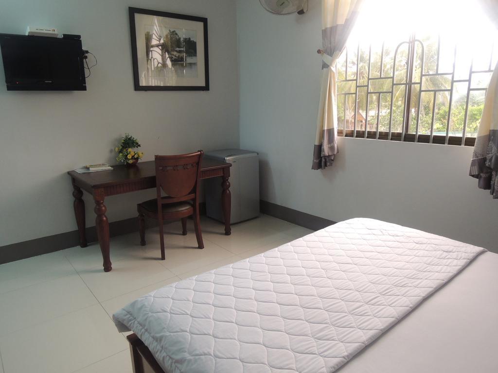 Sao Mai Hotel Cái Bè Chambre photo